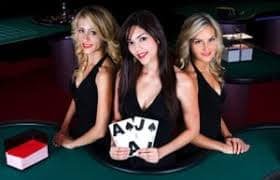 Blackjack on 8055 h5: trained dealers, standard rules, multilingual support 8055 h5 blackjack table with professional dealer