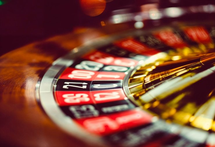 Blackjack on 8055 h5: HD feed, trained dealer, instant settlement 8055 h5 live blackjack table with dealer and real-time betting interface